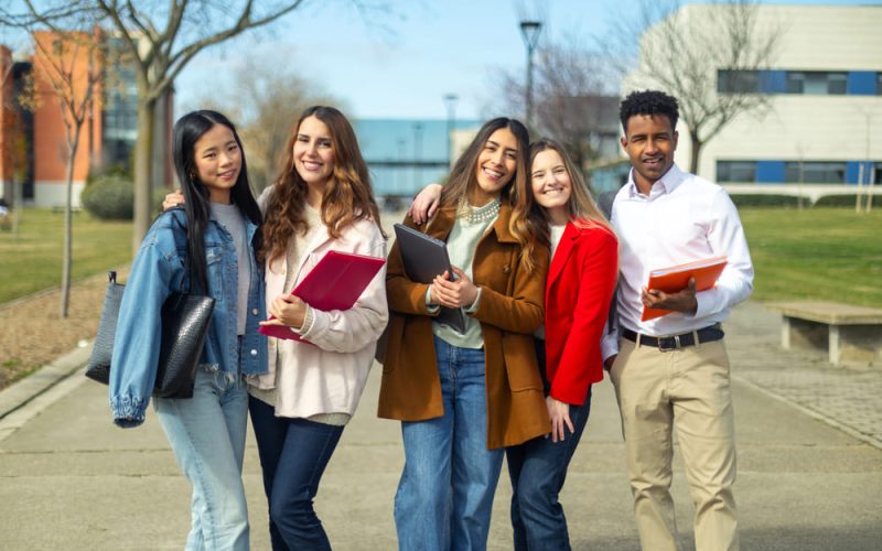 Programa académico de ingeniería en sistemas informáticos en Chitré